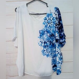 Nwt Tanjay White and Blue Floral Cold Shoulder Blouse  Size 14P